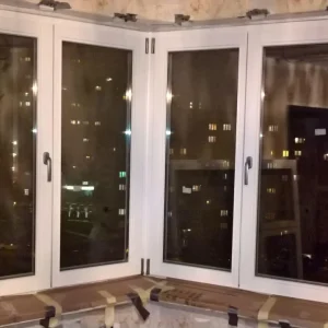Оконный блок деревянный